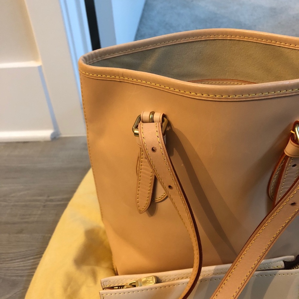 Bucket Louis Purse - Picture 4 of 7